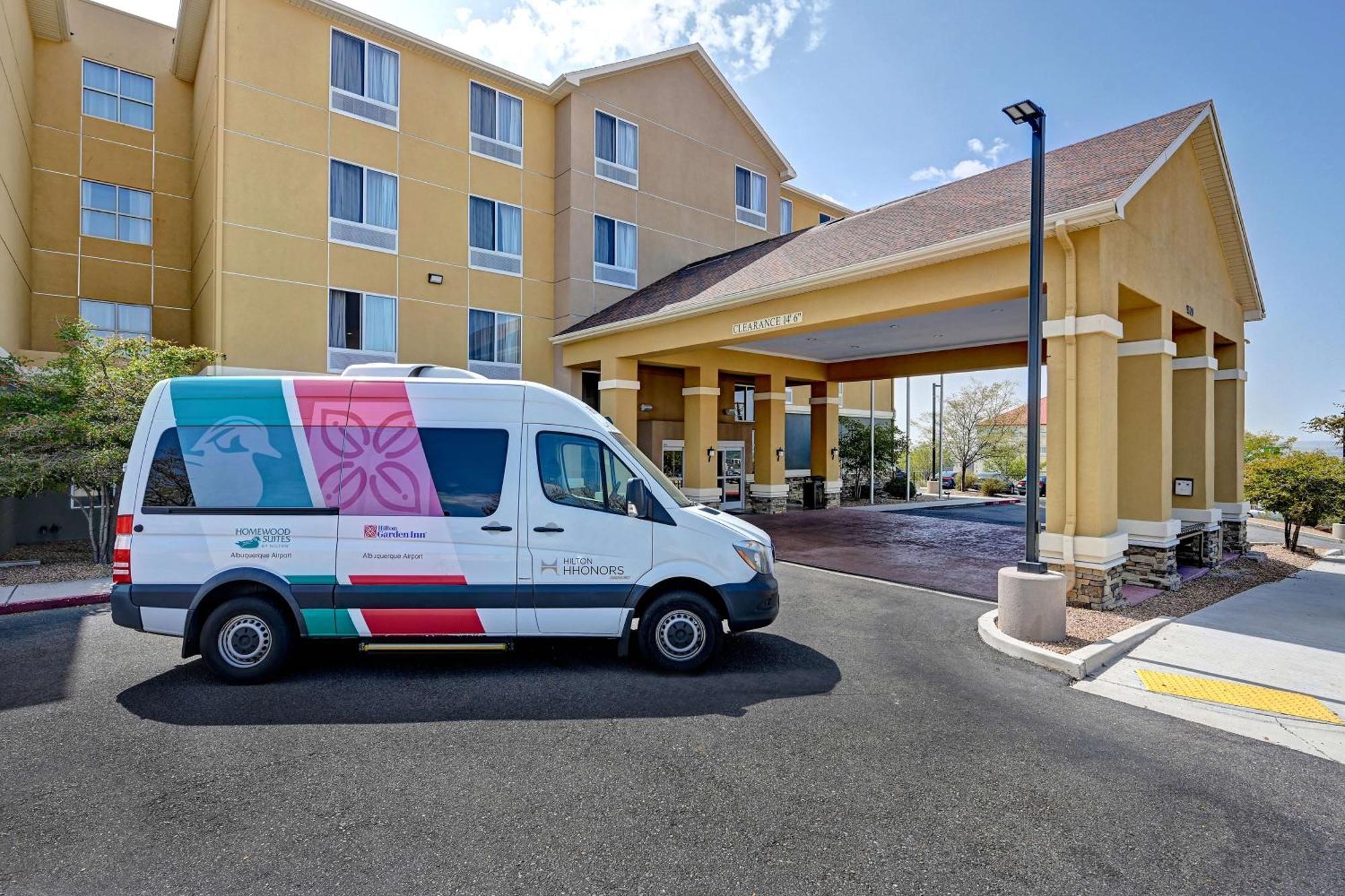โฮมวูดสวีท บายฮิลตัน อัลบูเกอร์กี แอร์พอร์ต โฮเต็ล Hotel แอลบูเคอร์คี ภายนอก รูปภาพ